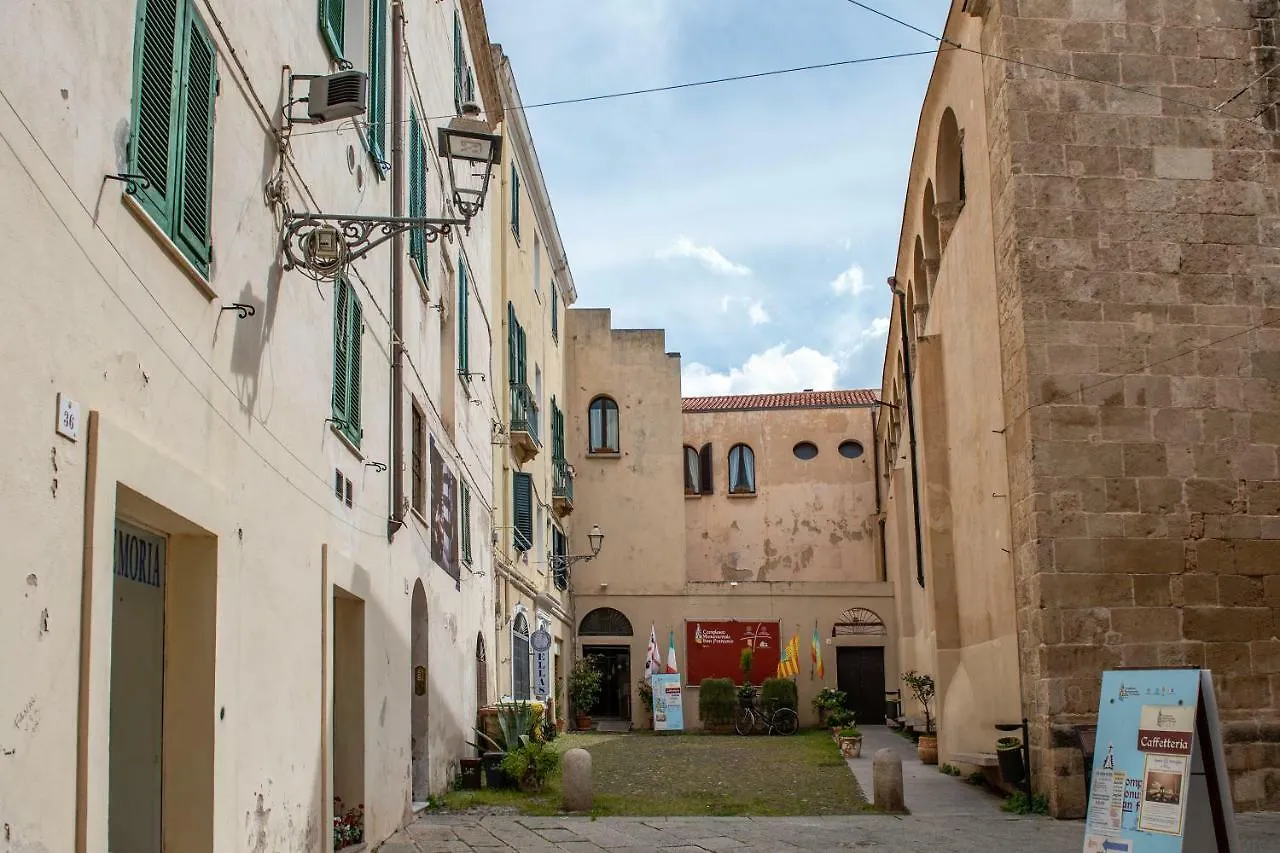 Centro Storico Carlo Alberto Alghero 0*,